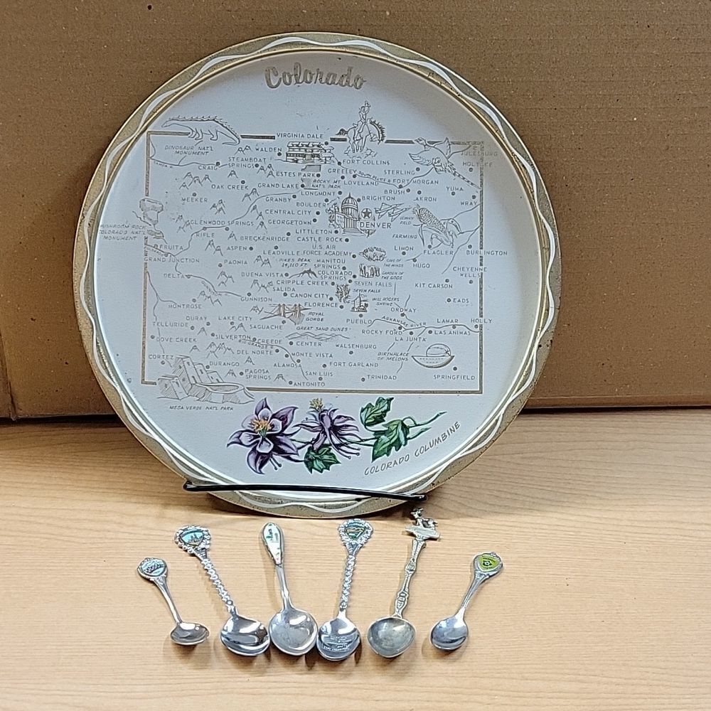 Colorado souvenirs metal tray, 6 collector spoons